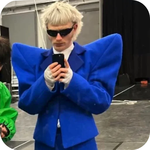  – стикер для Telegram