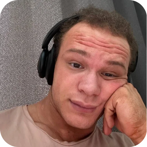  – стикер для Telegram